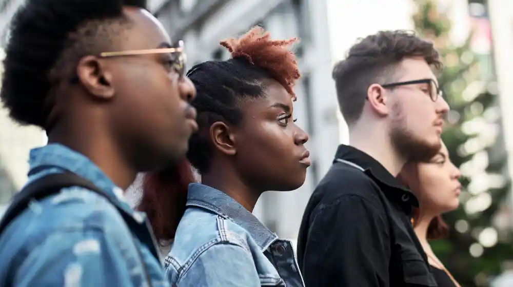 Photo portrait de jeunes de la génération Y