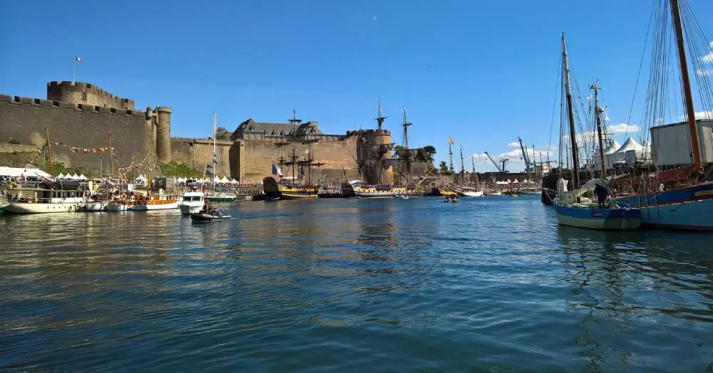 Photo du port de Brest - Agence SEO